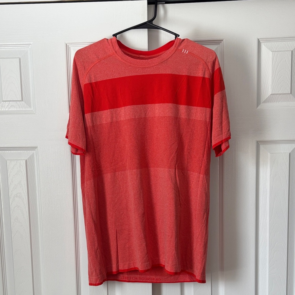 LuluLemon Men’s Metal Vent Tech Short-Sleeve Shirt Size Large